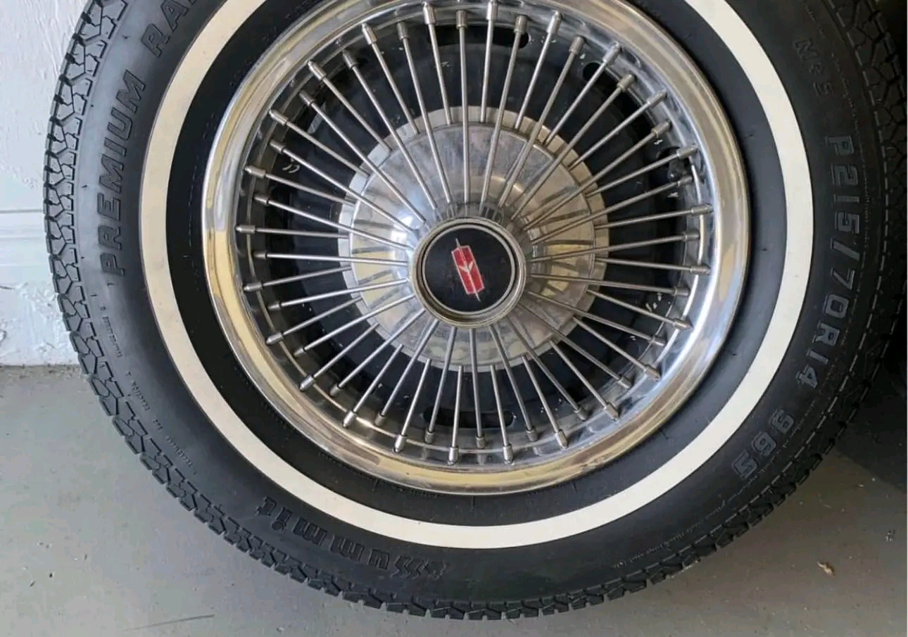 Rims and tires thumbnail 2