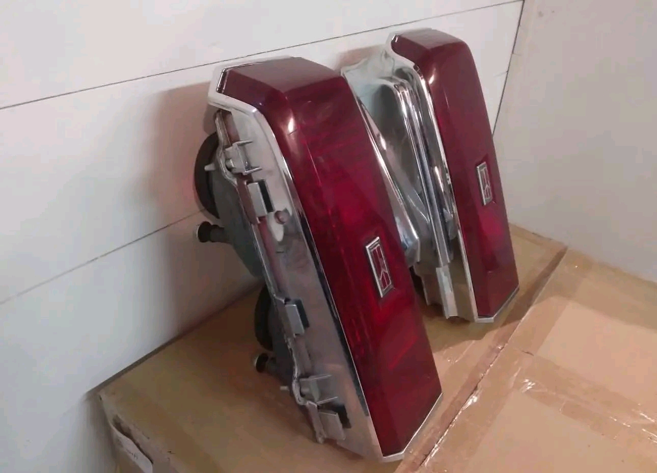 Taillights thumbnail 2