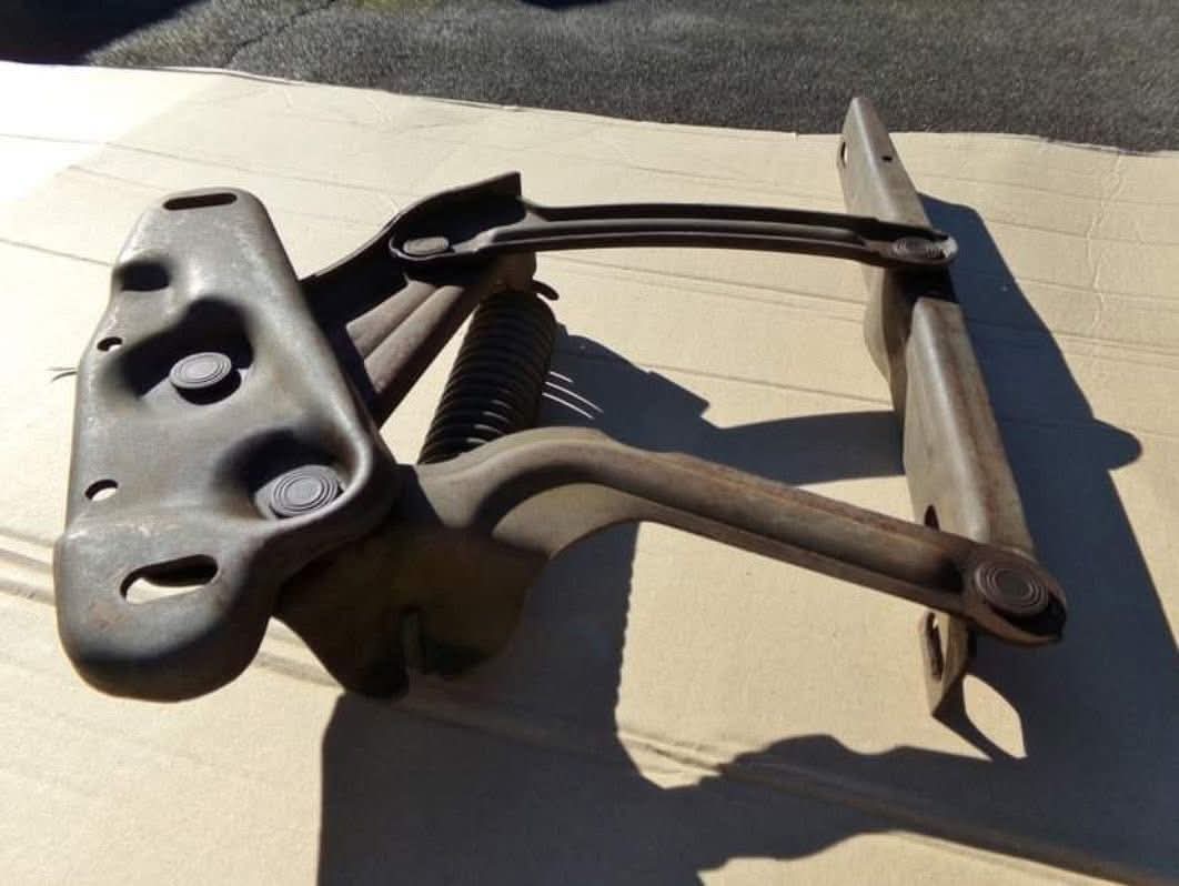 Hinges image