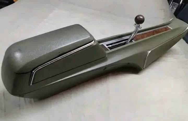 Center console thumbnail 3