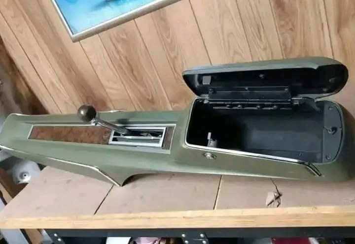 Center console thumbnail 2