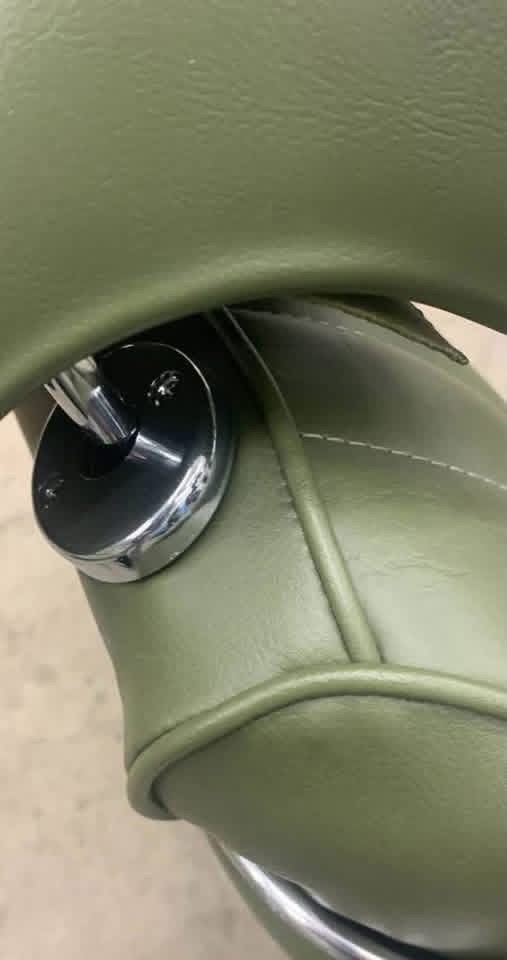 71-72 cutlass interior thumbnail 2