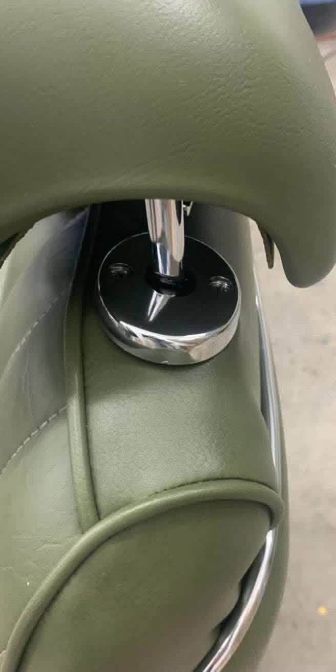 71-72 cutlass interior thumbnail 7