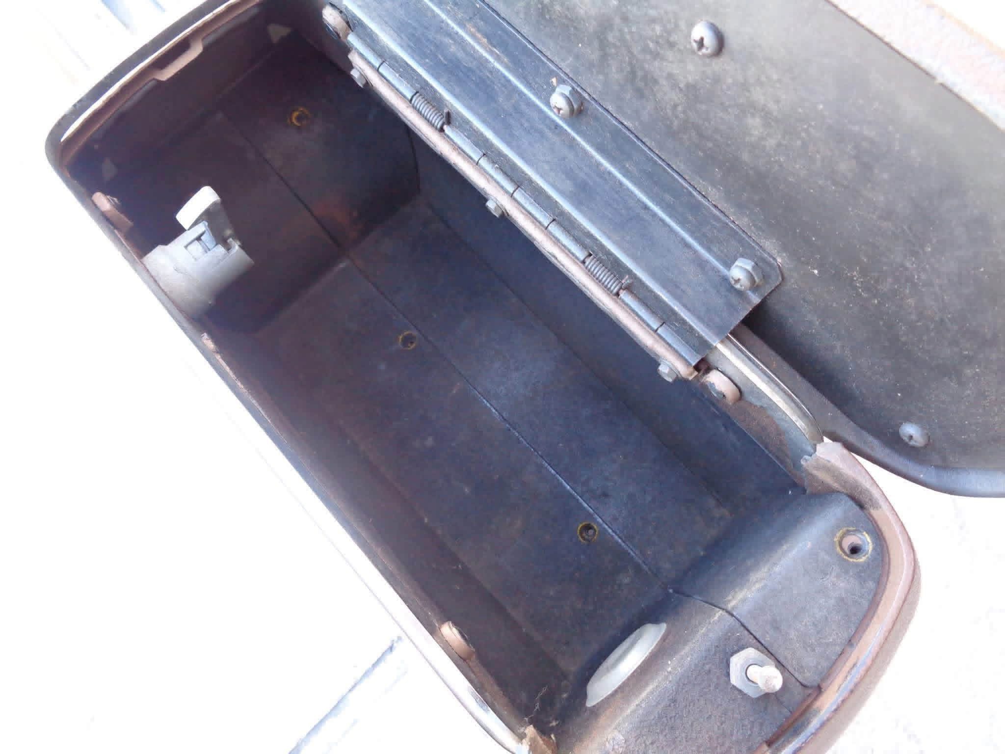 Center Console thumbnail 5