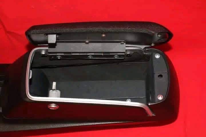 Center Console thumbnail 2