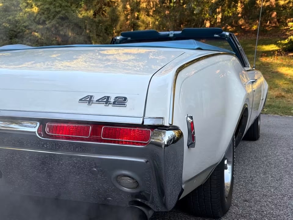 Oldsmobile cutlass thumbnail 6