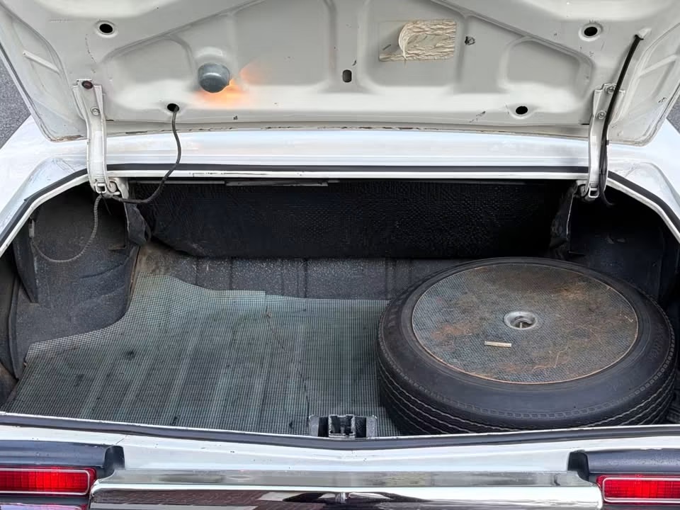 Oldsmobile cutlass thumbnail 9