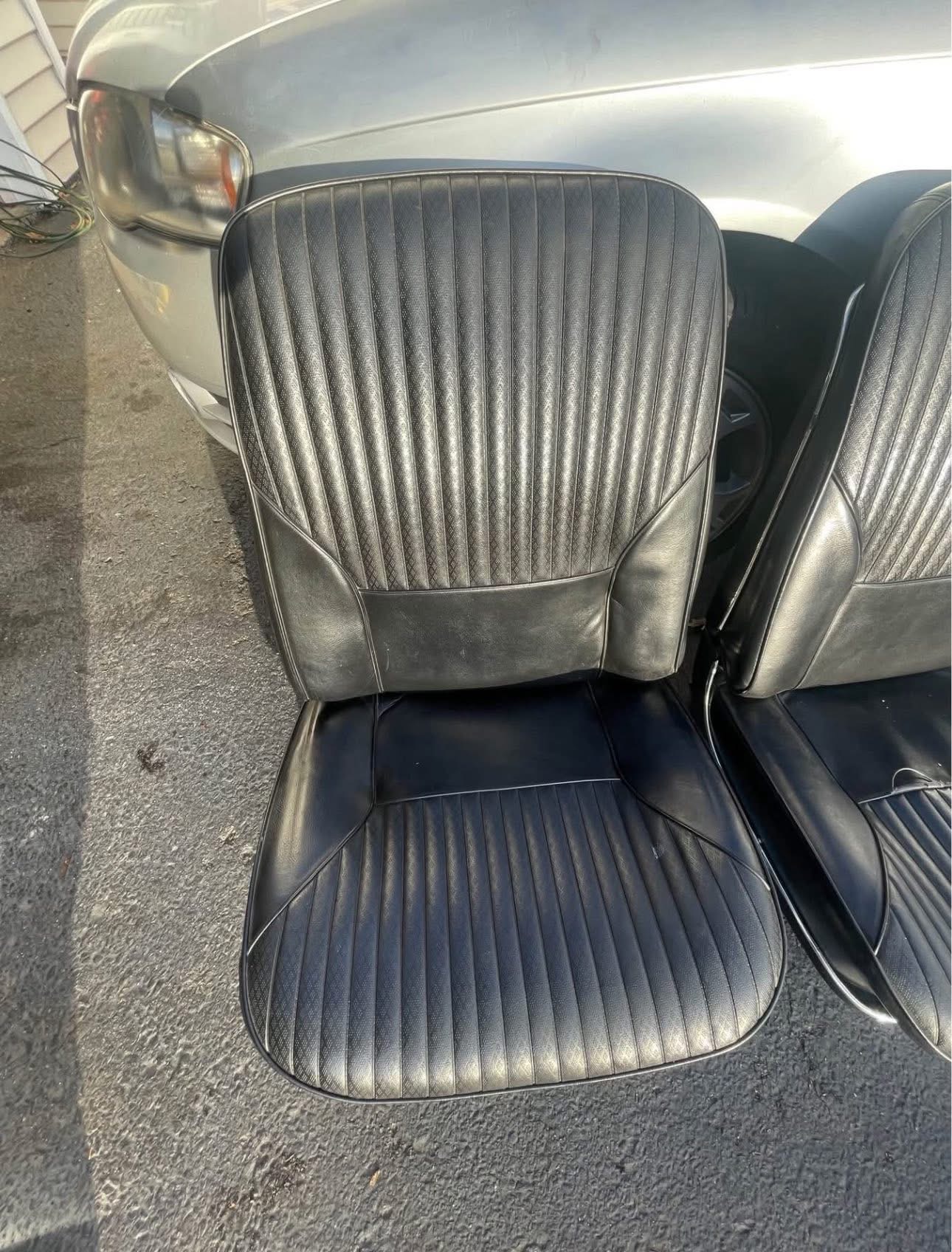 Seats for A-body thumbnail 3