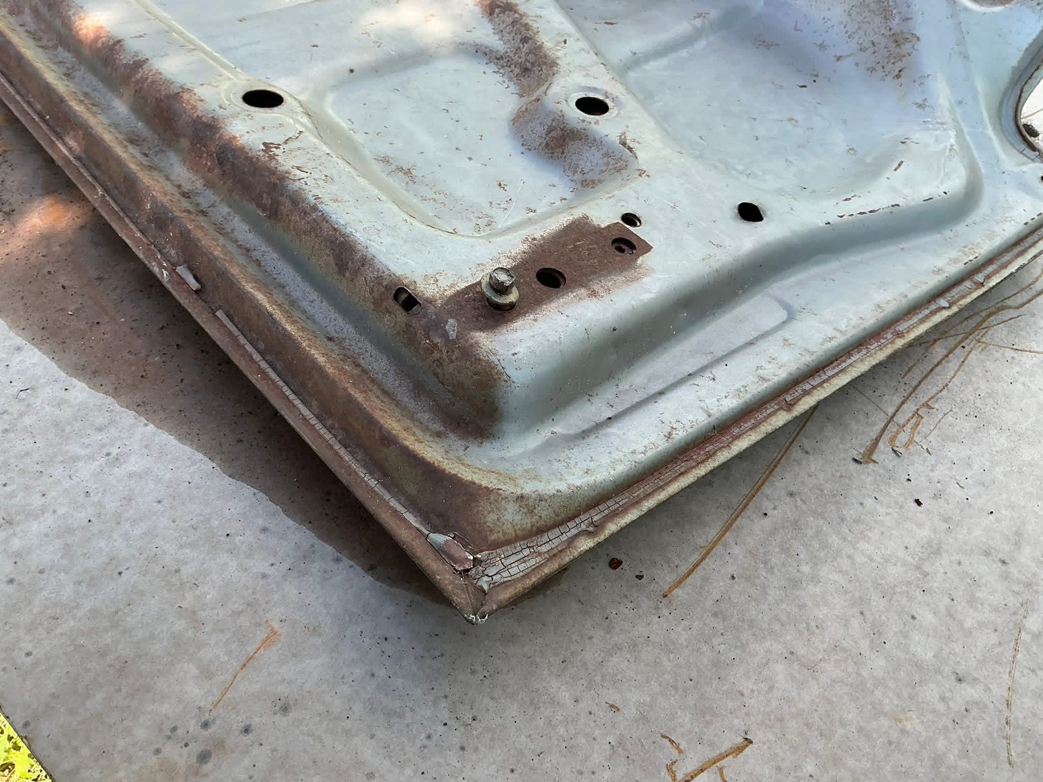 Trunk lid thumbnail 6