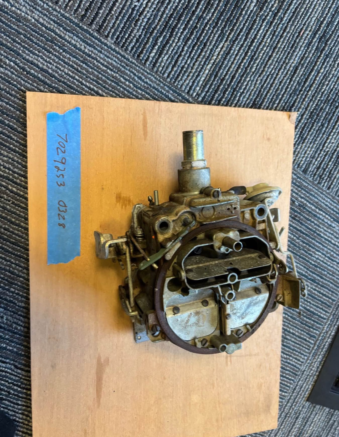 Carburetor thumbnail 3